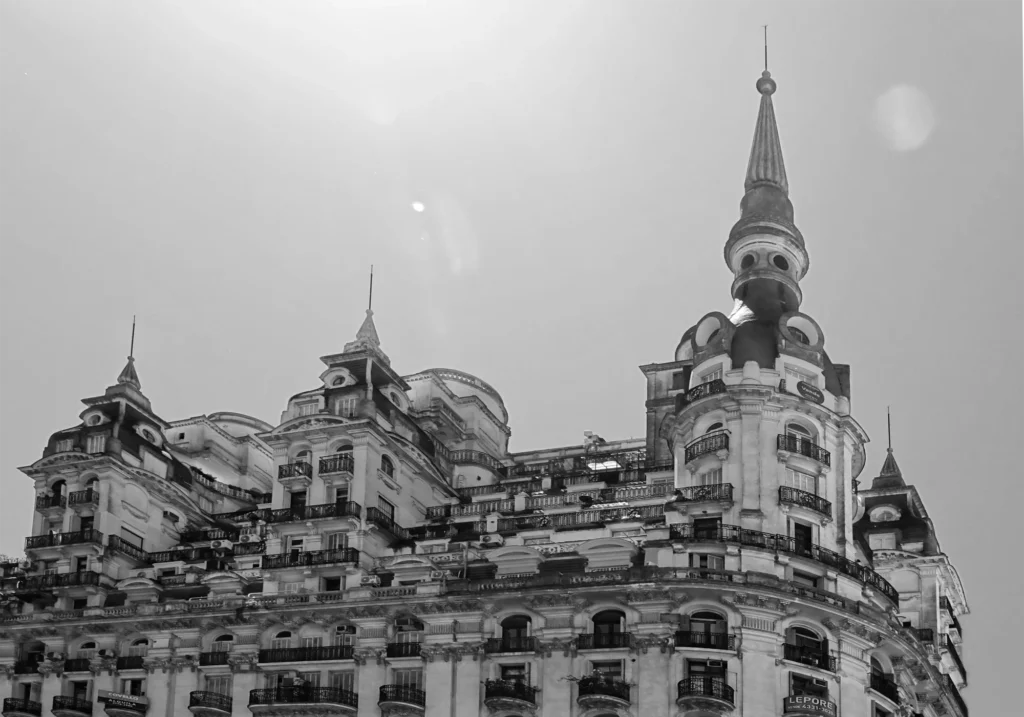 CS116BW | Claudio Sacomano | Palacio Bencich