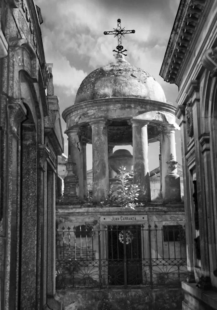 CS166BW | Claudio Sacomano | Recoleta - J. Carranza