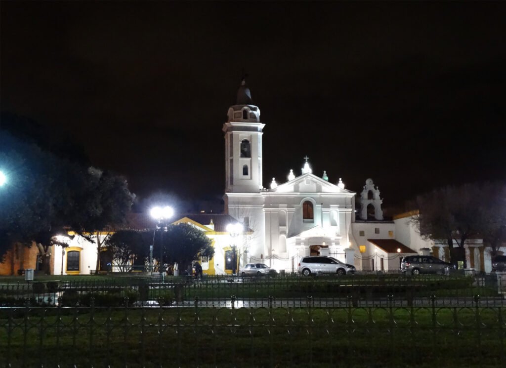 CS031CO | Claudio Sacomano | Iglesia del Pilar